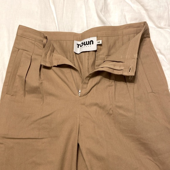 Town Clothes Pontoisie Trouser, sand, 100% fine wool - Medium - Picture 3 of 5